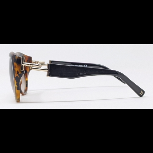 TOD'S S.p.A. :: TO226-05F - Picture 3 of 11